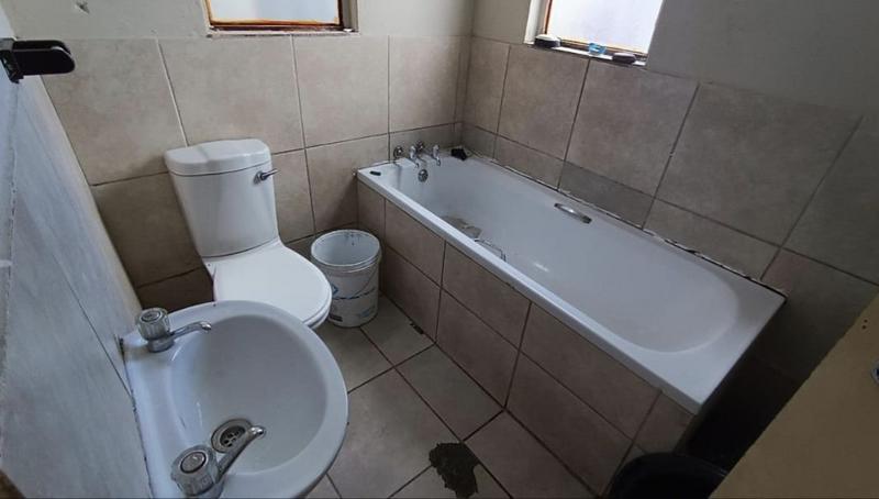 2 Bedroom Property for Sale in Summer Greens Western Cape